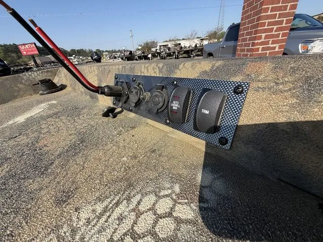 Slide: The Image of Havoc MARSH RUNNER XL 2026 - 10