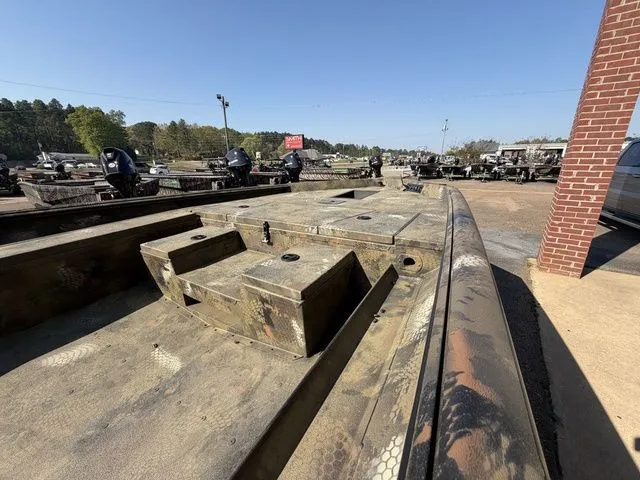 Slide: The Image of Havoc MARSH RUNNER XL 2026 - 16