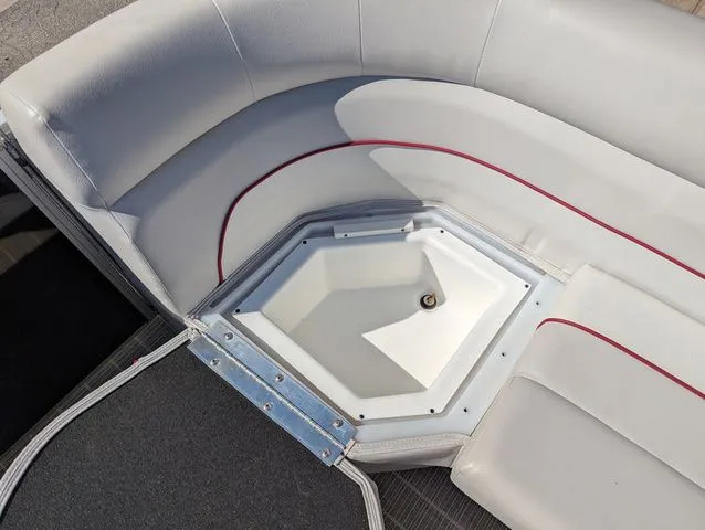 Slide: The Image of SunCatcher Select 322RC 2023 - 11