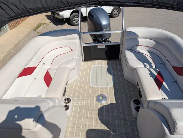 Slide: The Image of SunCatcher Select 322RC 2023 - 7