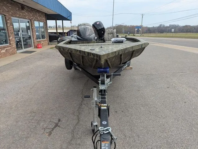 Slide: The Image of Lowe Outlet 20 2026 - 4