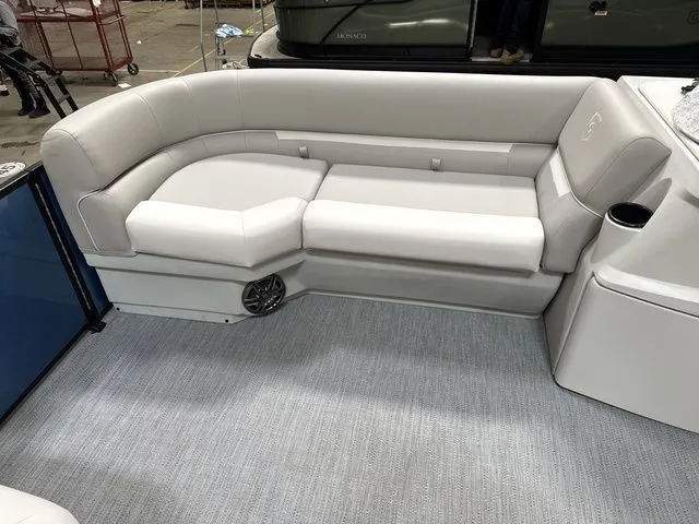 Slide: The Image of Godfrey Xperience 2286 SFLX 2026 - 4