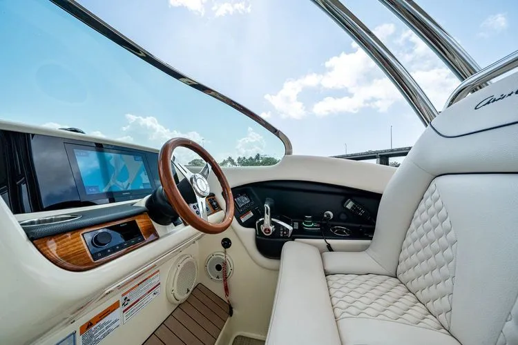 Slide: The Image of 2024 Chris-craft Calypso 28 - Image 27 - 27