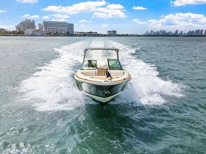 Slide: The Image of 2024 Chris-craft Calypso 28 - Image 4 - 4