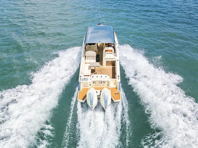 Slide: The Image of 2024 Chris-craft Calypso 28 - Image 5 - 5