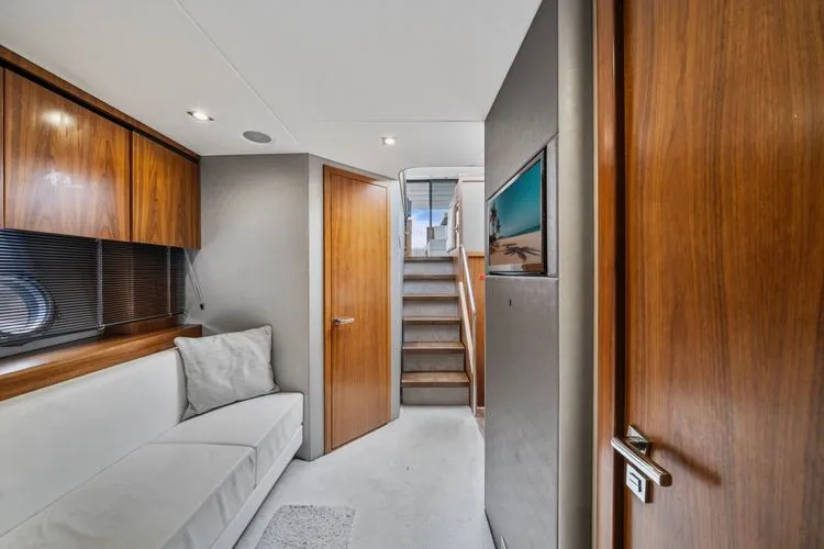 Slide: The Image of 2018 Sunseeker Predator 57 - Image 23 - 23