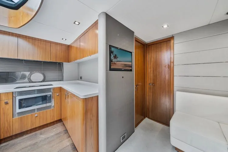 Slide: The Image of 2018 Sunseeker Predator 57 - Image 26 - 26