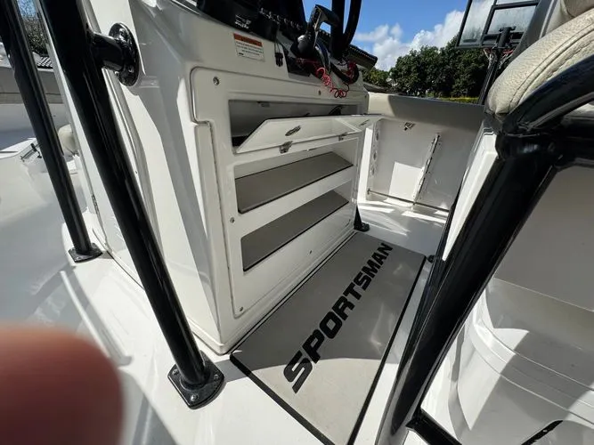 Slide: The Image of 2022 Sportsman 231 Heritage Center Console - Image 20 - 20