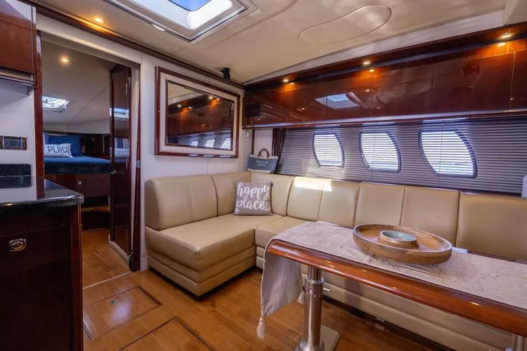 Slide: The Image of 2010 Sea Ray 500 Sundancer - Image 32 - 32