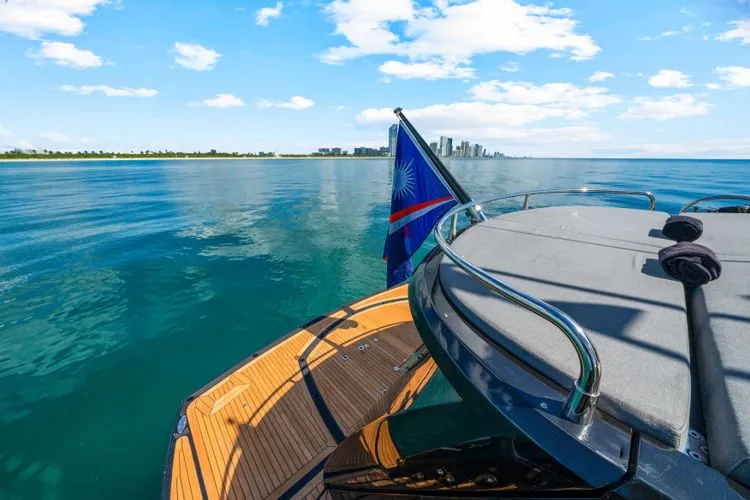 Slide: The Image of 2010 Sunseeker Predator 84 - Image 12 - 12