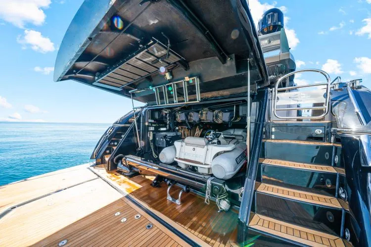 Slide: The Image of 2010 Sunseeker Predator 84 - Image 13 - 13