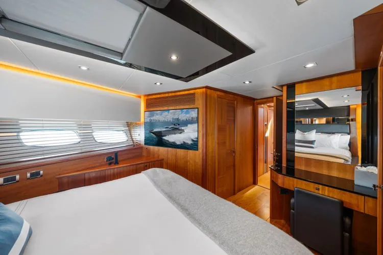 Slide: The Image of 2010 Sunseeker Predator 84 - Image 48 - 48