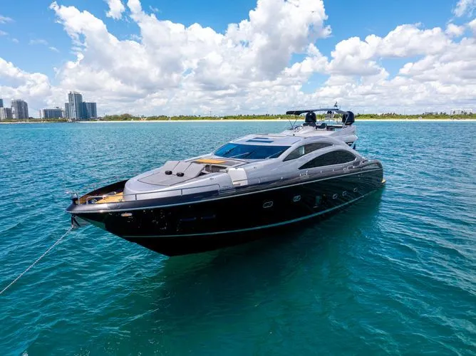 Slide: The Image of 2010 Sunseeker Predator 84 - Image 5 - 5