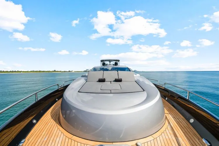 Slide: The Image of 2010 Sunseeker Predator 84 - Image 72 - 72