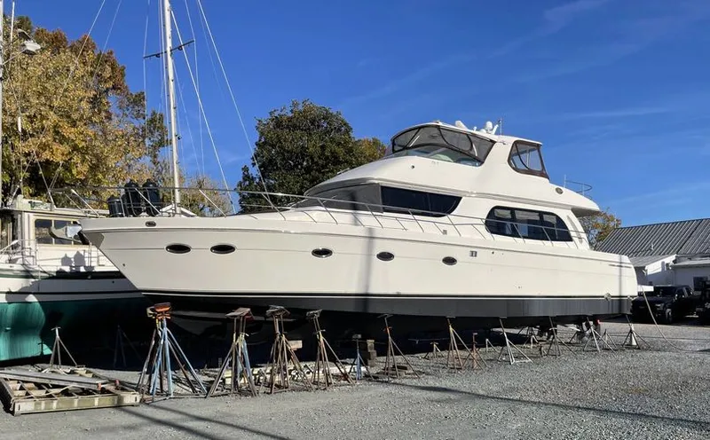 Slide: The Image of 2006 Carver 560 Voyager - Image 8 - 8