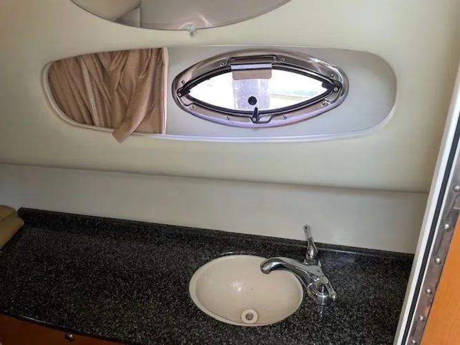 Slide: The Image of 2007 Chaparral 330 Signature - Image 12 - 12