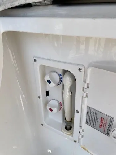 Slide: The Image of 2007 Chaparral 330 Signature - Image 13 - 13