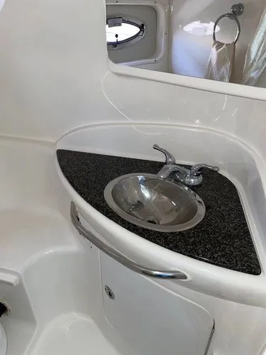 Slide: The Image of 2007 Chaparral 330 Signature - Image 22 - 22