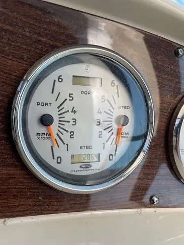 Slide: The Image of 2007 Chaparral 330 Signature - Image 9 - 9