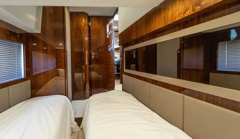 Slide: The Image of 2019 Fairline Squadron 53 - Image 45 - 45