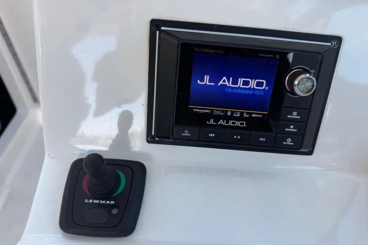 Slide: The Image of 2019 Pursuit Dc 325 Dual Console - Image 30 - 30