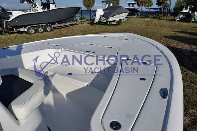 Slide: The Image of Tidewater 2110 Bay Max 2026 - 3