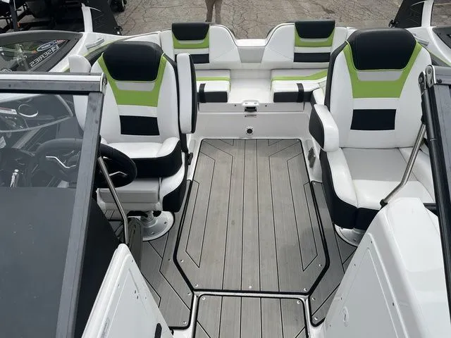 Slide: The Image of Yamaha 212X 2022 - 5