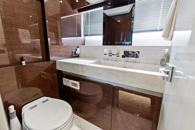 Slide: The Image of 2018 Prestige 680 - Image 60 - 60