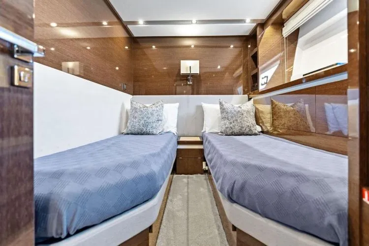 Slide: The Image of 2018 Prestige 680 - Image 66 - 66