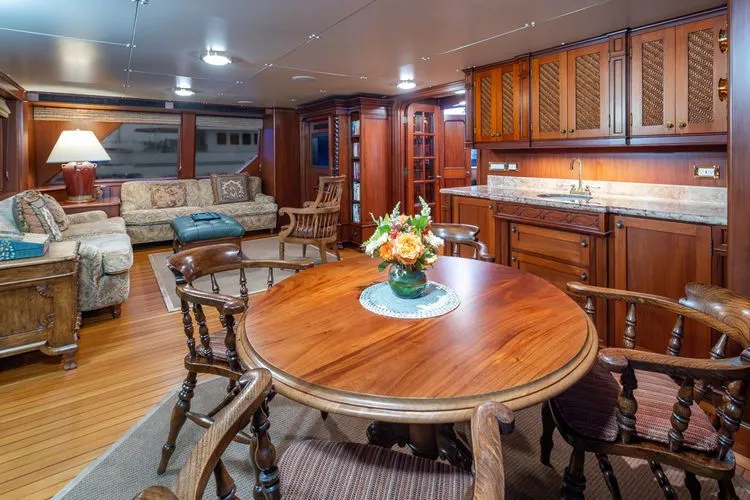 Slide: The Image of 1989 Delta Marine Flybridge Motoryacht - Image 10 - 10