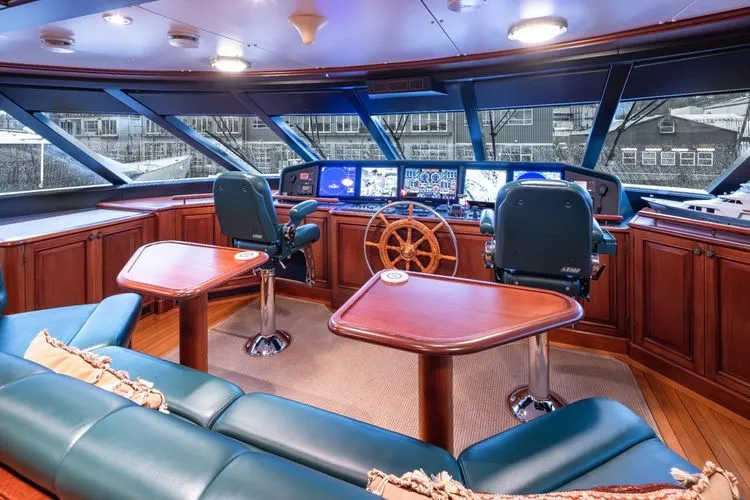 Slide: The Image of 1989 Delta Marine Flybridge Motoryacht - Image 24 - 24