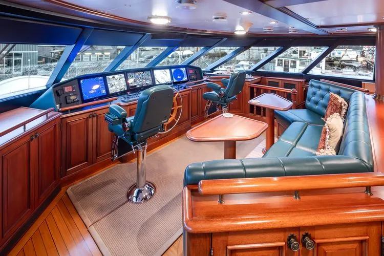 Slide: The Image of 1989 Delta Marine Flybridge Motoryacht - Image 26 - 26