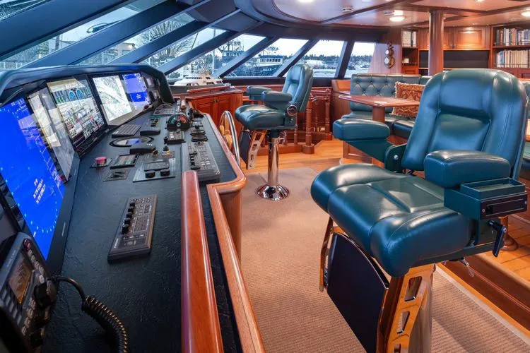 Slide: The Image of 1989 Delta Marine Flybridge Motoryacht - Image 30 - 30