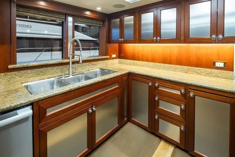 Slide: The Image of 1989 Delta Marine Flybridge Motoryacht - Image 55 - 55