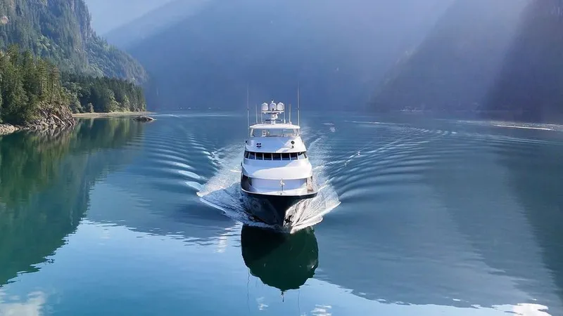 Slide: The Image of 1989 Delta Marine Flybridge Motoryacht - Image 9 - 9