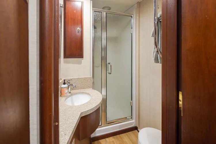 Slide: The Image of 1989 Delta Marine Flybridge Motoryacht - Image 94 - 94