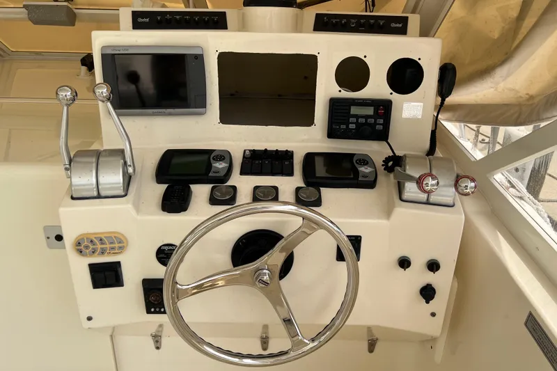 Slide: The Image of Carolina 35 2005 - 14