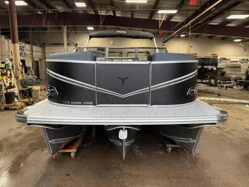 Slide: The Image of Tahoe LTZ 2385 Swingback (VRB) Windshield Tritoon & Honda 4-Stroke EFI 2026 - 38