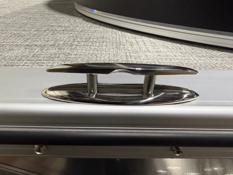 Slide: The Image of Tahoe LTZ 2385 Swingback (VRB) Windshield Tritoon & Honda 4-Stroke EFI 2026 - 40