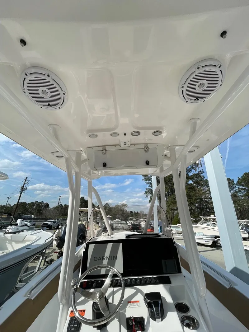 Slide: The Image of Sea Hunt Ultra 234 2022 - 5