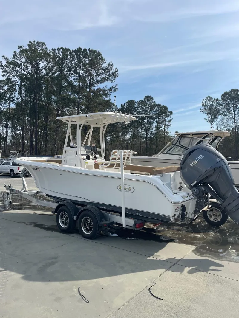 Slide: The Image of Sea Hunt Ultra 234 2022 - 9