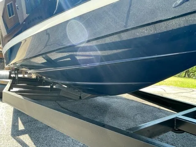 Slide: The Image of Capacity sign: 13 persons or 2000 lbs, Cobalt 242 WSS 2011. - 19