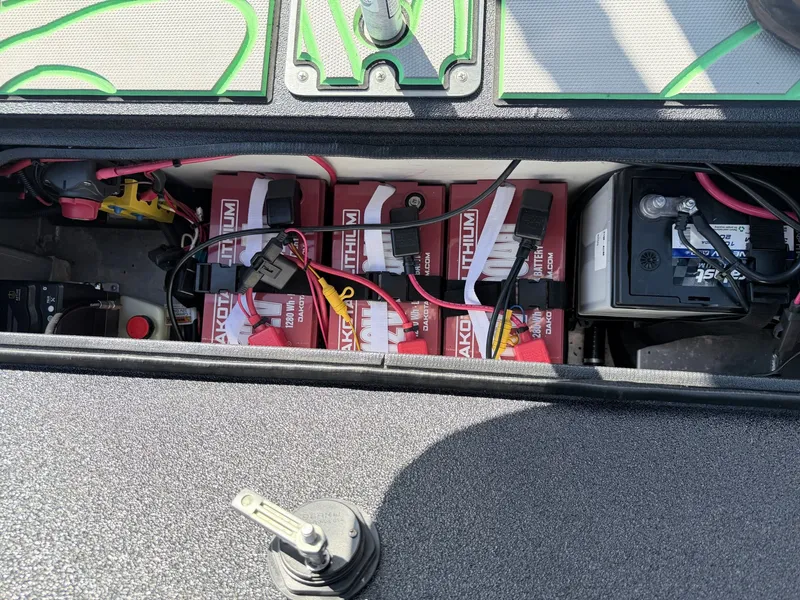 Slide: The Image of Xpress X19 Pro 2022 - 12