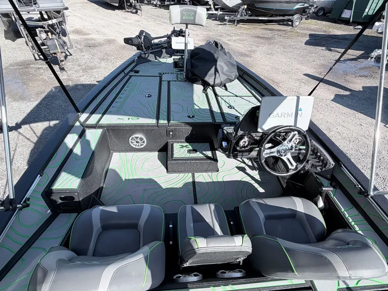 Slide: The Image of Xpress X19 Pro 2022 - 30