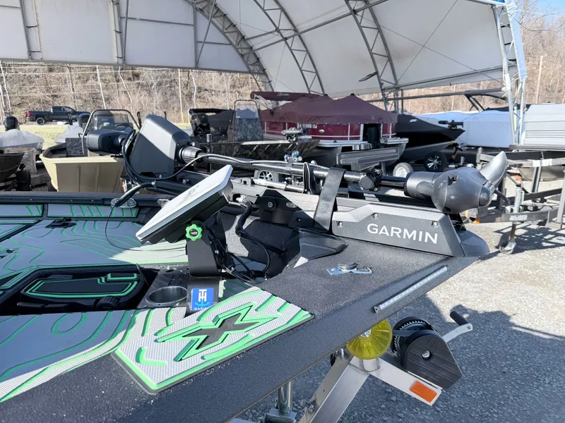 Slide: The Image of Xpress X19 Pro 2022 - 35