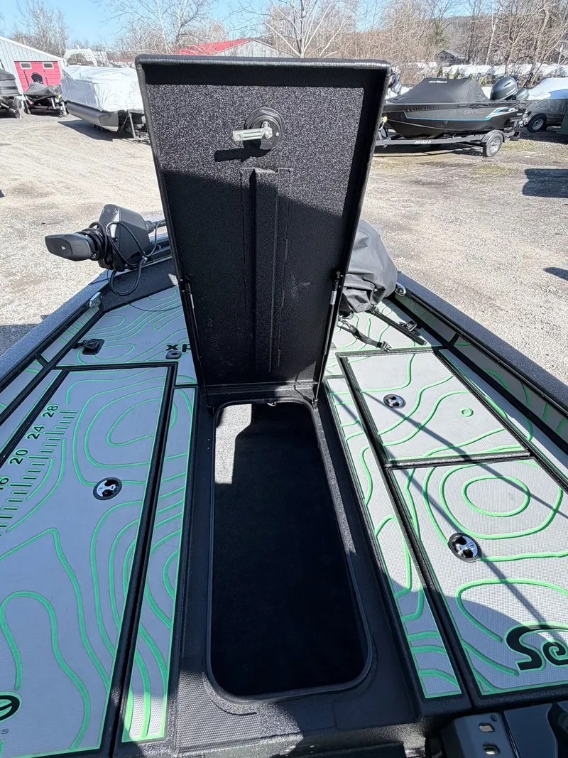 Slide: The Image of Xpress X19 Pro 2022 - 8