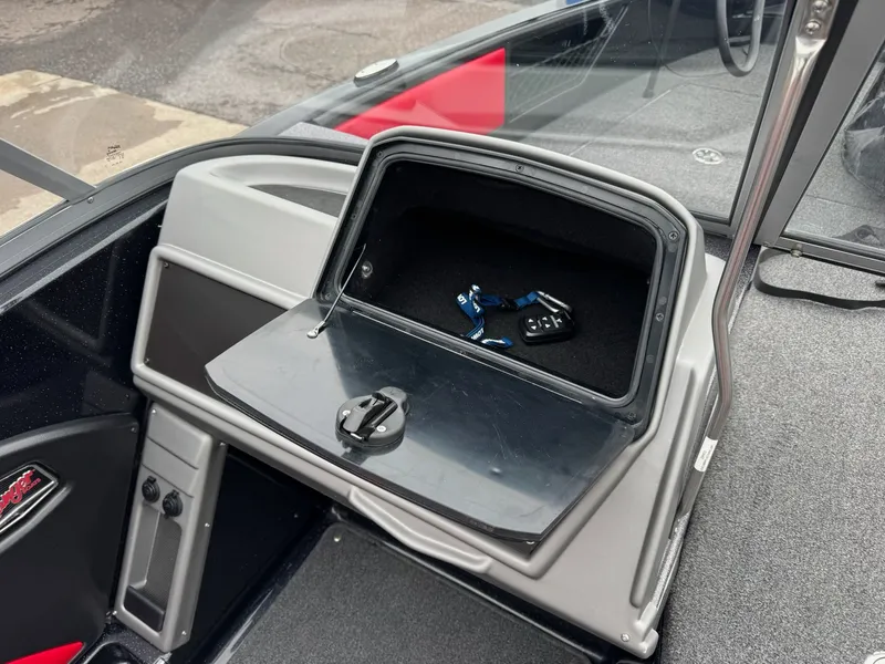 Slide: The Image of Ranger 1880MS 2022 - 40