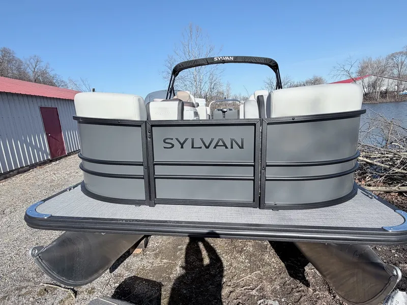 Slide: The Image of Sylvan 8522 LZ MIRAGE 2026 - 12