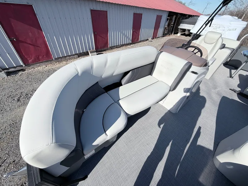 Slide: The Image of Sylvan 8522 LZ MIRAGE 2026 - 13