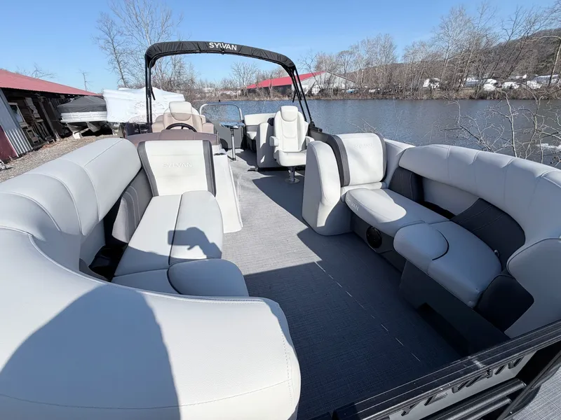 Slide: The Image of Sylvan 8522 LZ MIRAGE 2026 - 26